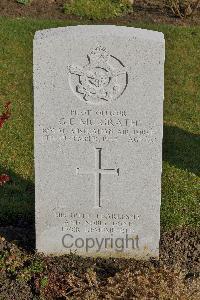 Harrogate (Stonefall) Cemetery - McGrath, Graham Edward